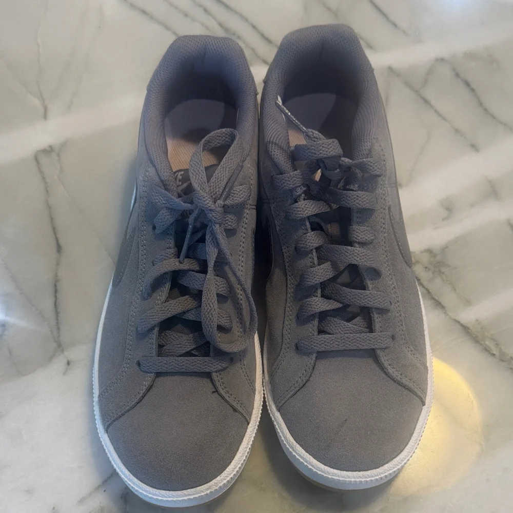 Nike Women's Court Royale Gray and White Tennis Shoe - Picture 3 of 8